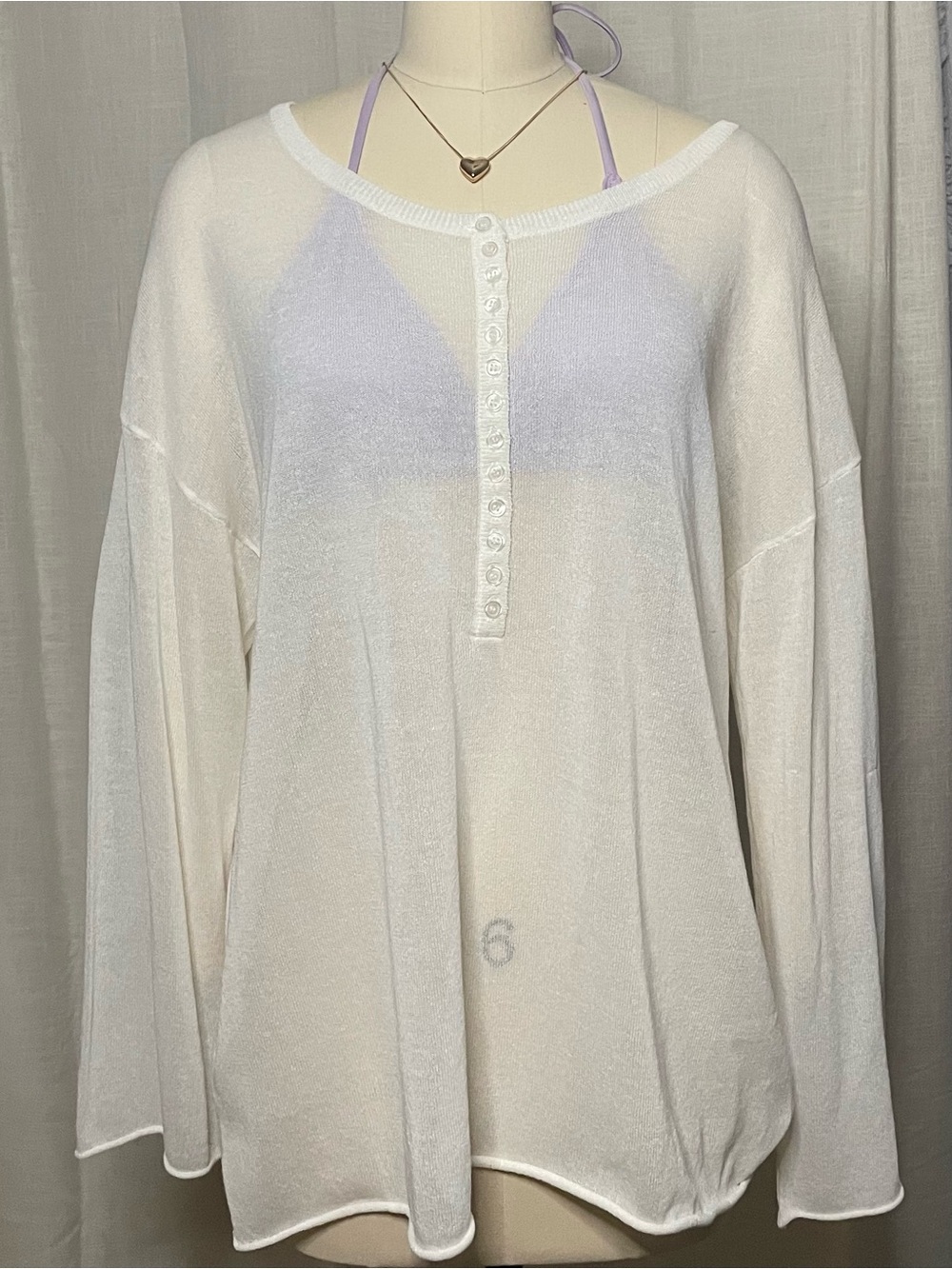 🤍POL - BEACH Lightweight White Button Top